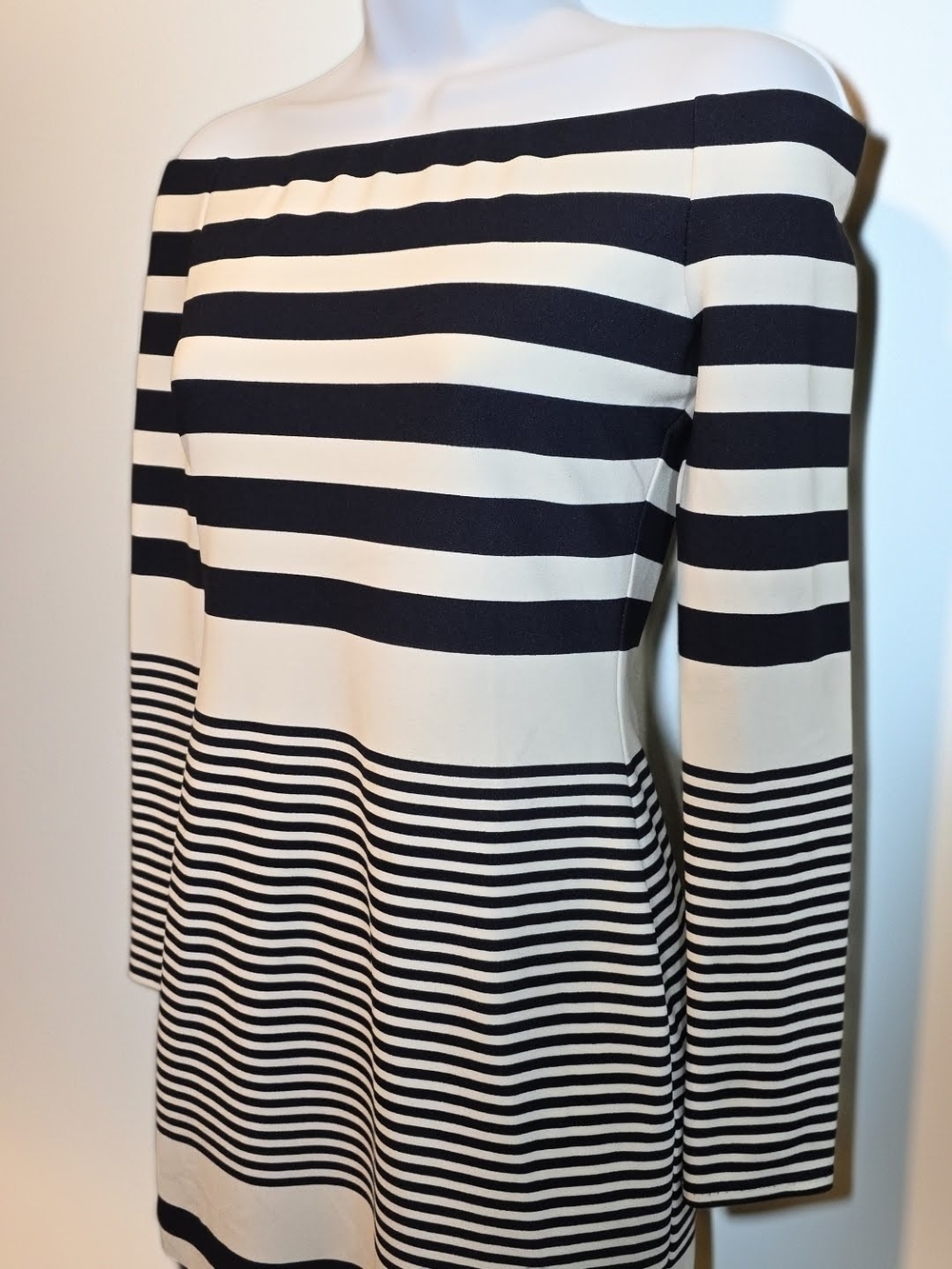 282 Eliza J Off-The-Shoulder Striped Midi Bodycon Dress Long Sleeve - Picture 3 of 4